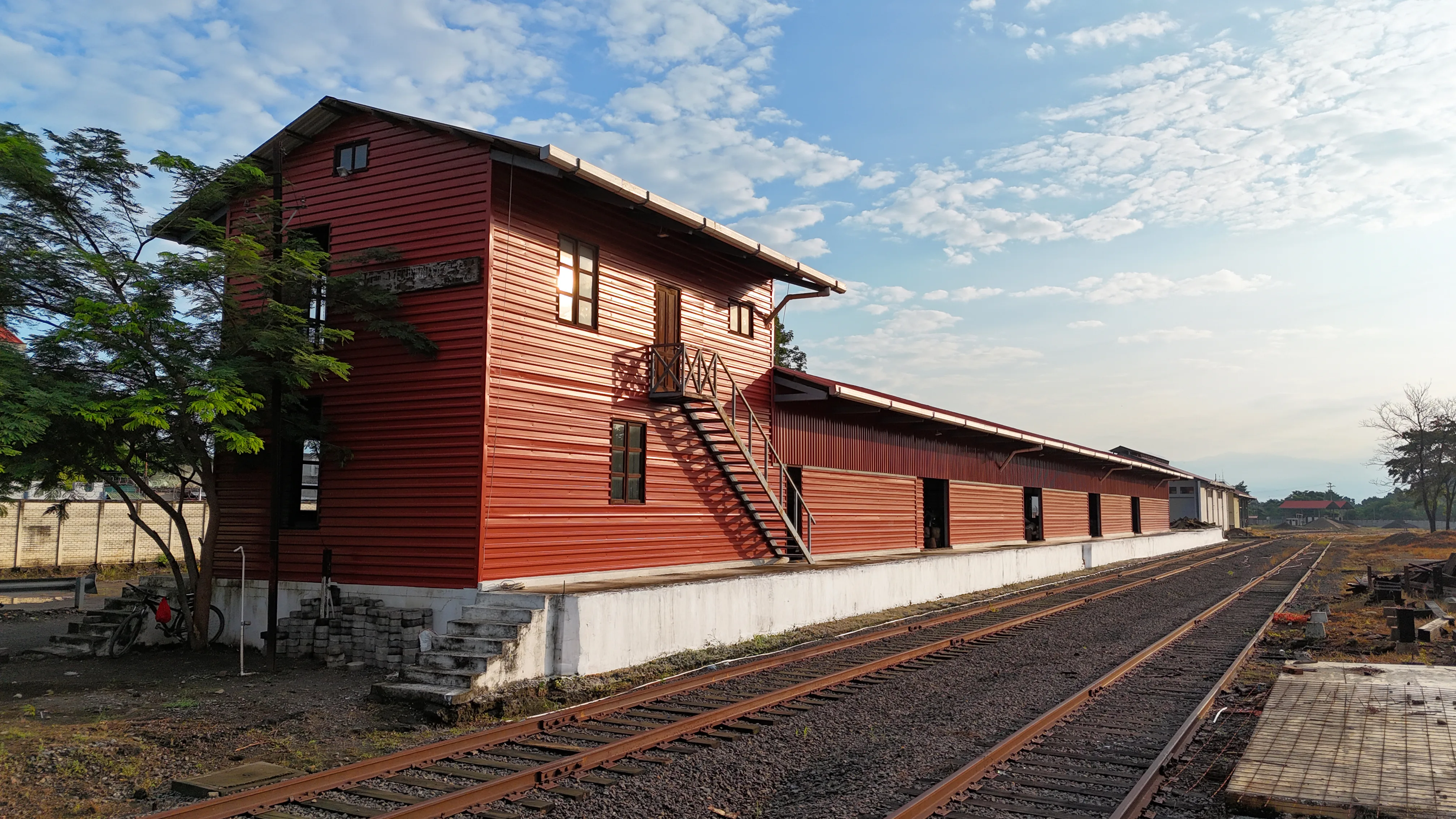 Guatemala avanza con un sistema ferroviario que transforma su futuro
